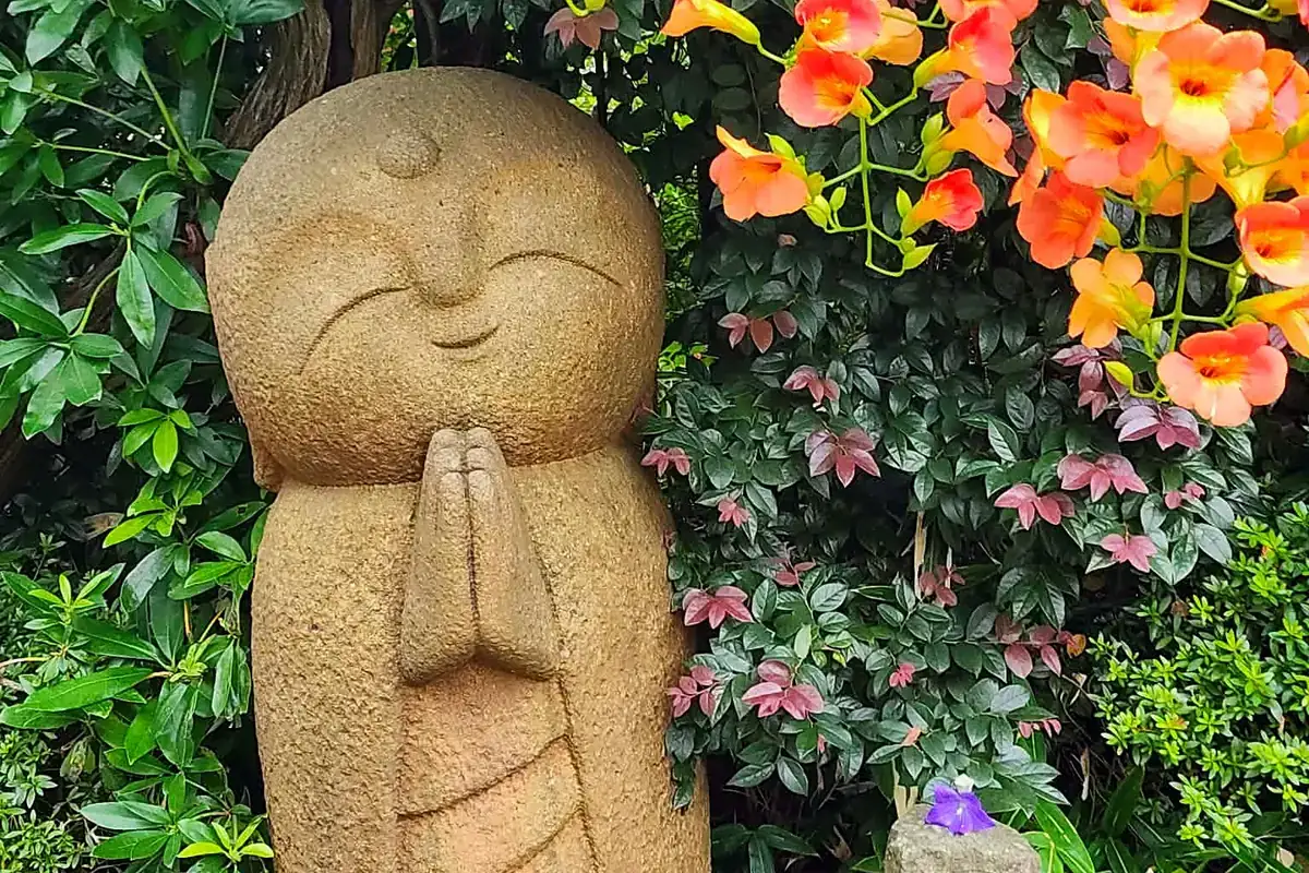 Les statues de Jizō du temple Hase-dera